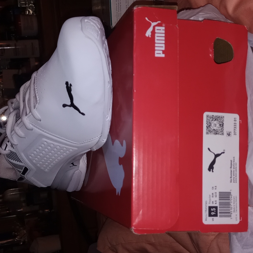 Running shoes